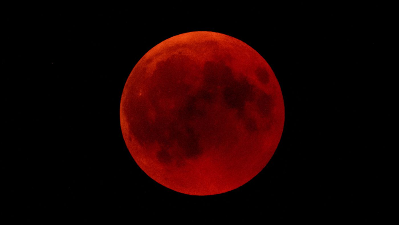 Lunar eclipse 2021: How to watch the blood moon, supermoon, and lunar  eclipse - Vox